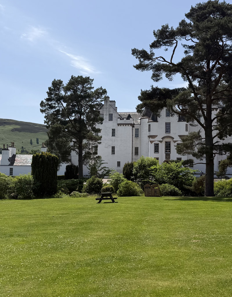 Perthshire Castle to preserve its signature colour